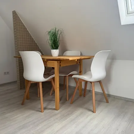 Daire Fuer Monteure In *