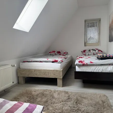 Fuer Monteure In Daire Bielefeld