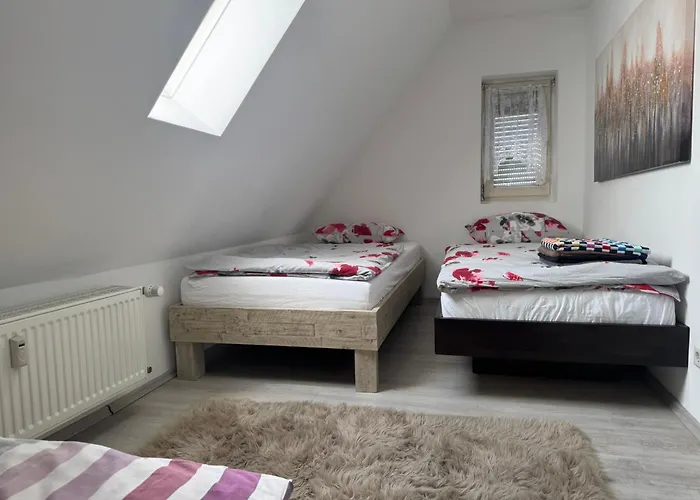 Fuer Monteure In Lägenhet Bielefeld