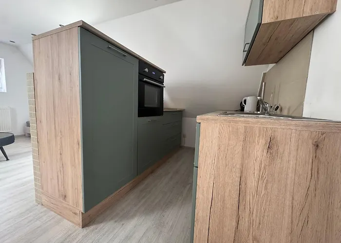 Fuer Monteure In Lägenhet